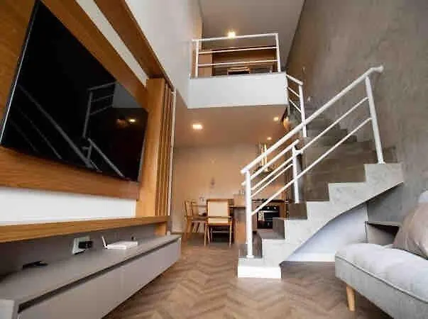 Novo Bhaus Campos Do Jordao Loft Duplex Apartment 0*,